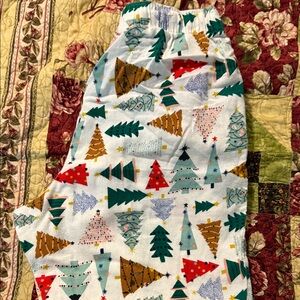 Old Navy Sz small Christmas pajamas